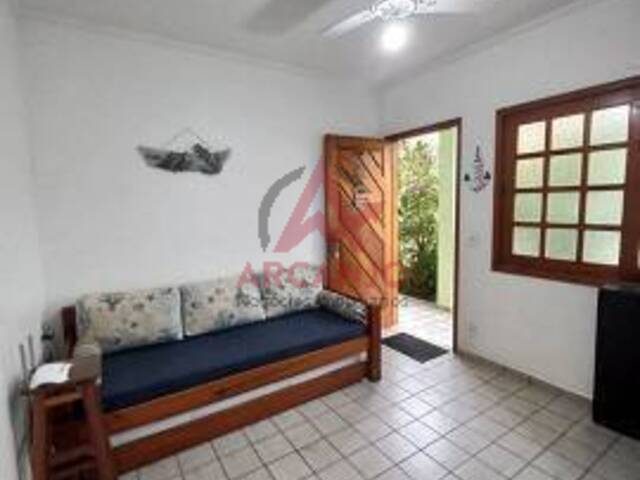 Apartamento para Venda em Ubatuba - 2