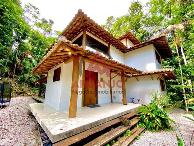 Casa para Venda em Ubatuba - 2