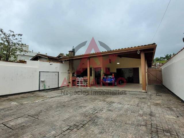 Casa para Venda em Ubatuba - 2