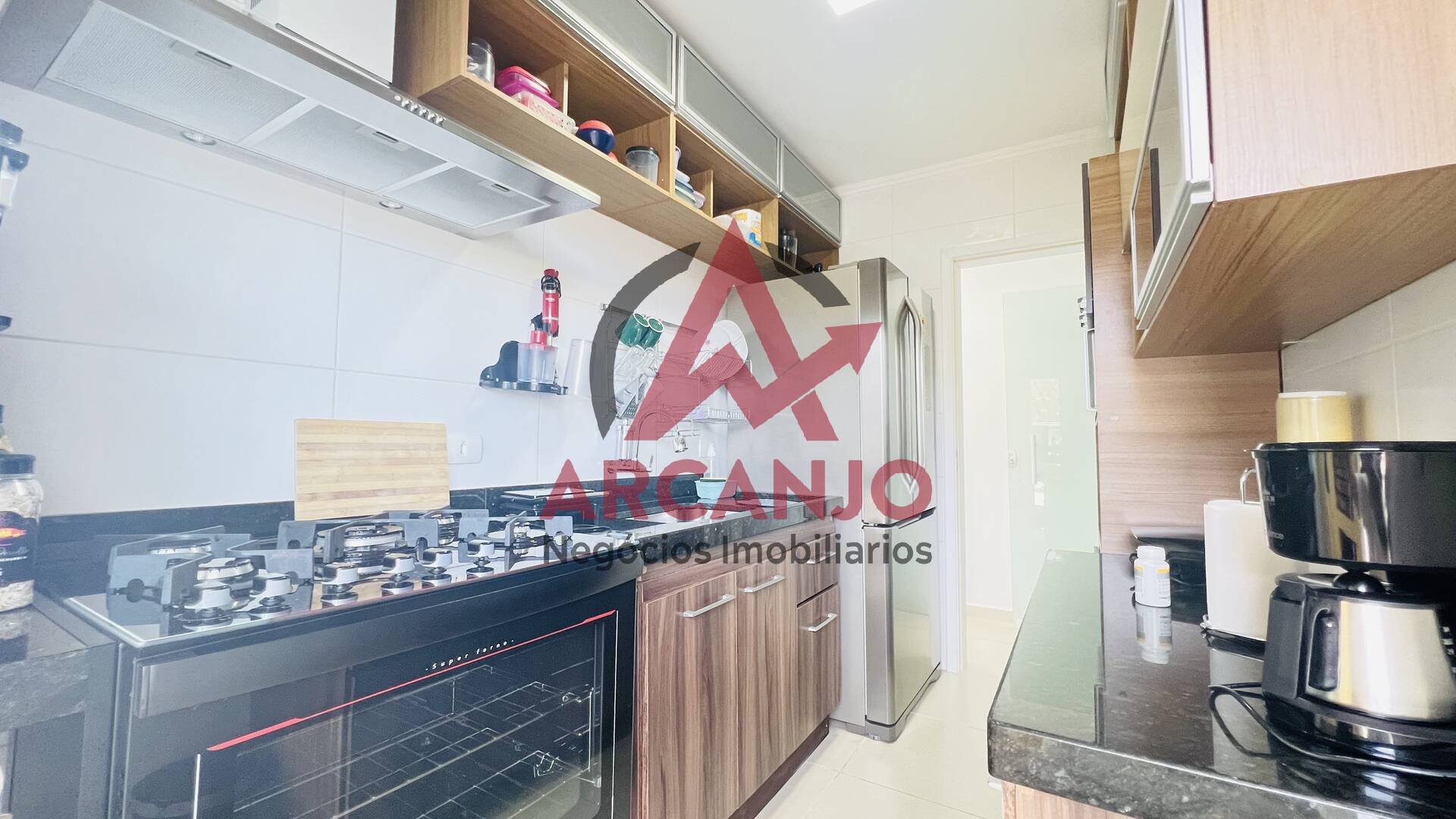 Apartamento para alugar com 2 quartos, 102m² - Foto 1