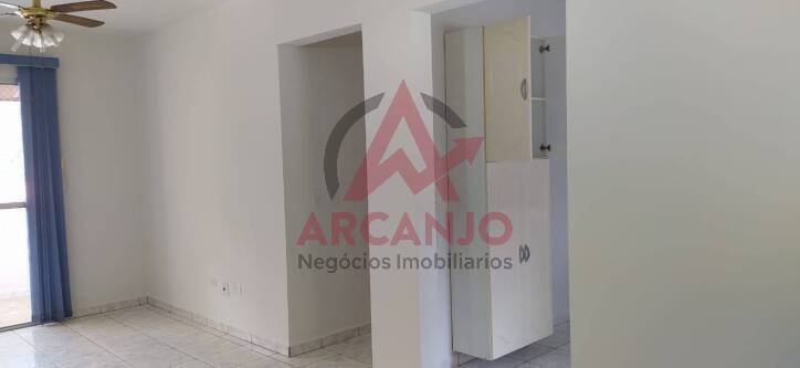 Apartamento à venda com 2 quartos, 70m² - Foto 11