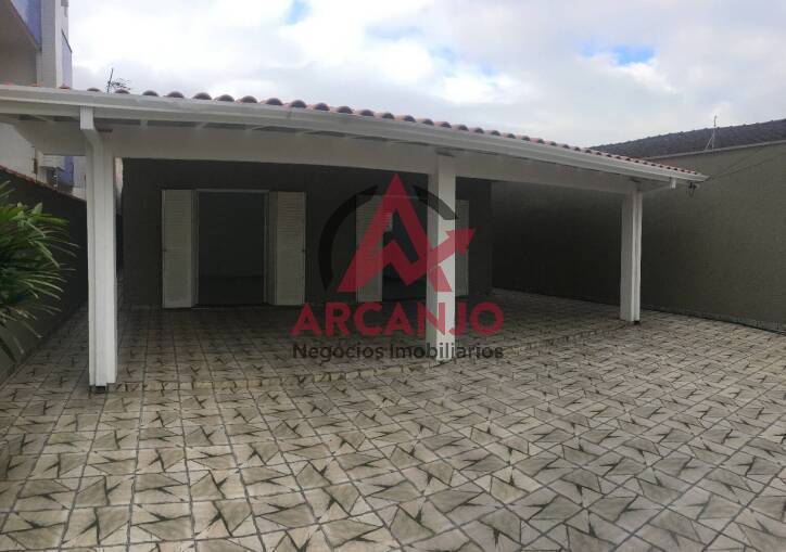 Casa para alugar com 3 quartos, 306m² - Foto 1