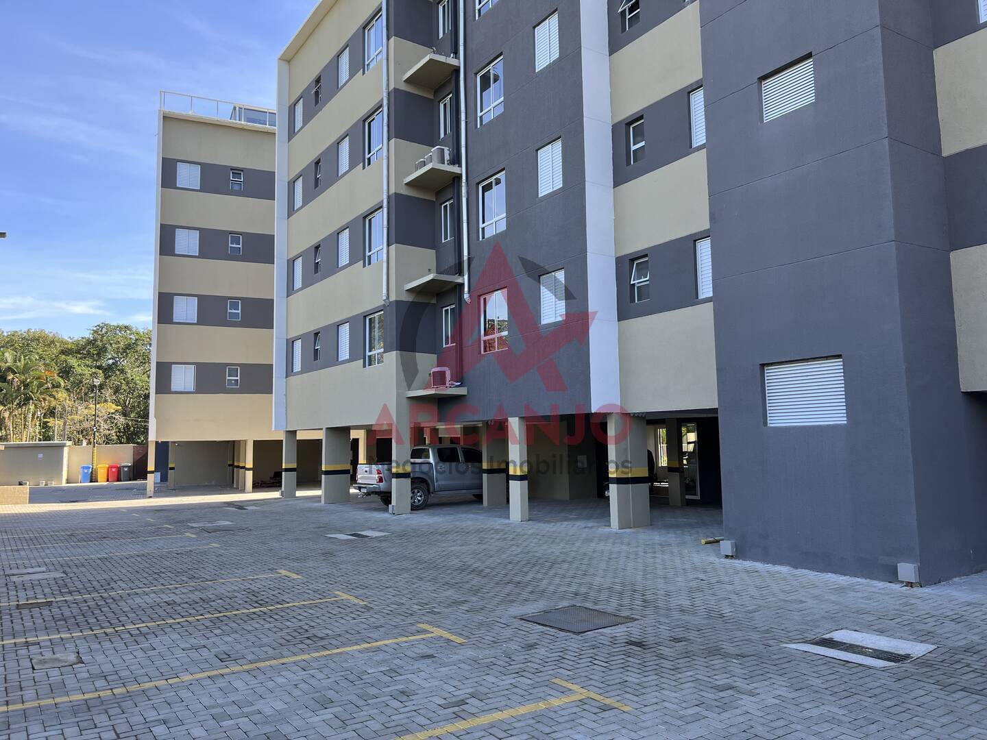 Apartamento à venda com 2 quartos, 52m² - Foto 18