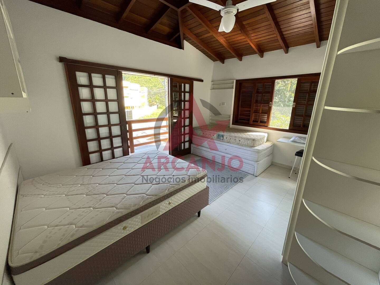 Sobrado à venda com 3 quartos, 166m² - Foto 12