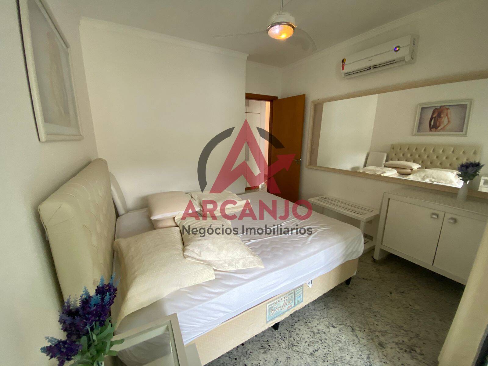 Apartamento à venda com 3 quartos, 145m² - Foto 9