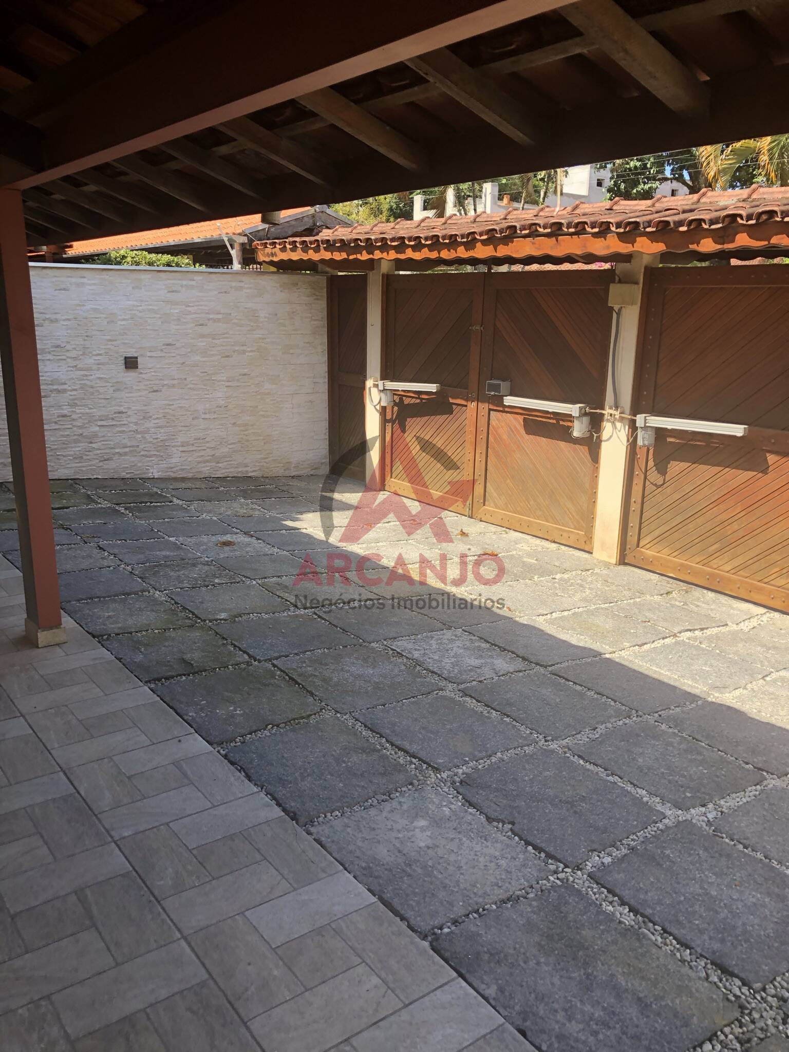 Casa à venda com 4 quartos, 260m² - Foto 15