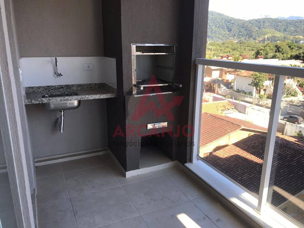 Apartamento à venda com 2 quartos, 71m² - Foto 1