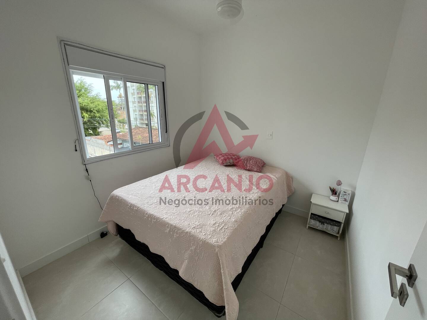 Apartamento à venda com 3 quartos, 86m² - Foto 22