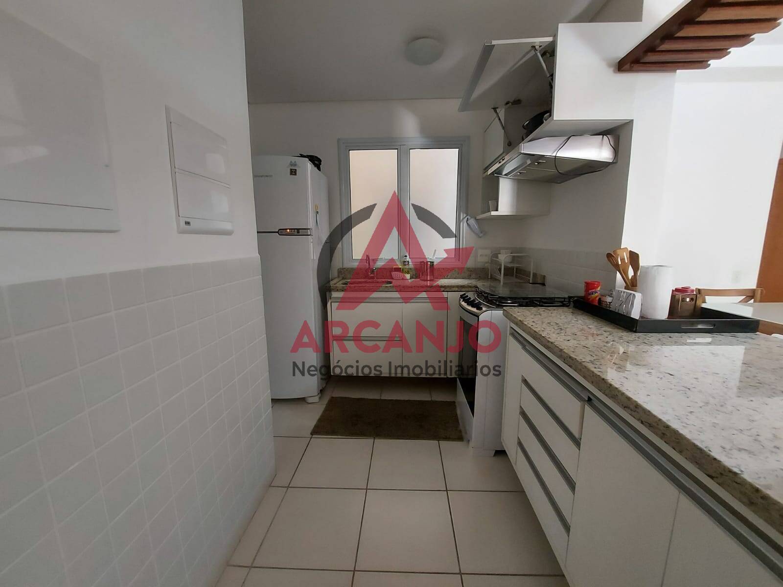 Apartamento à venda com 2 quartos, 96m² - Foto 7