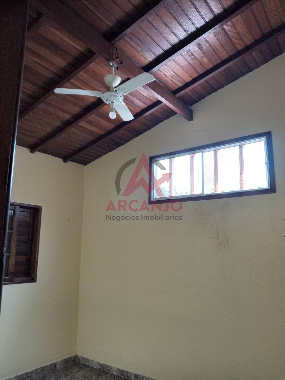 Casa à venda com 3 quartos, 180m² - Foto 14