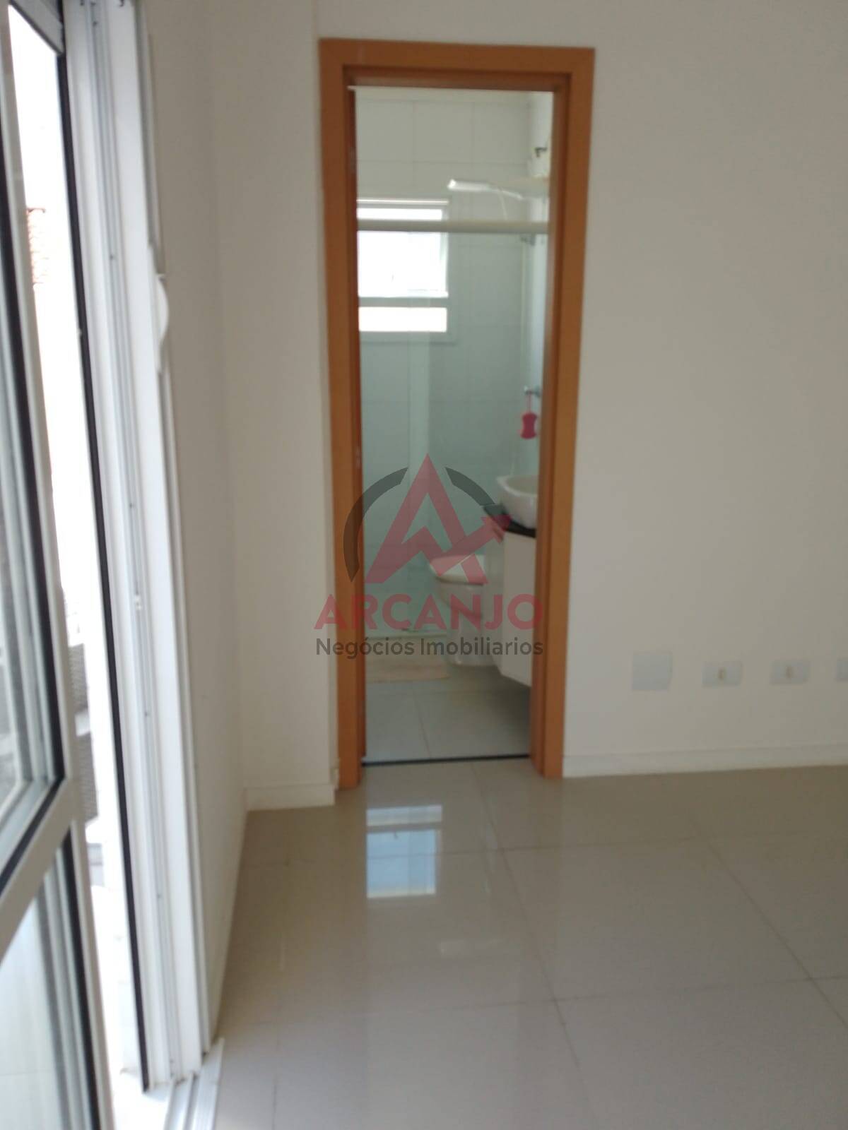 Apartamento à venda com 2 quartos, 200m² - Foto 4