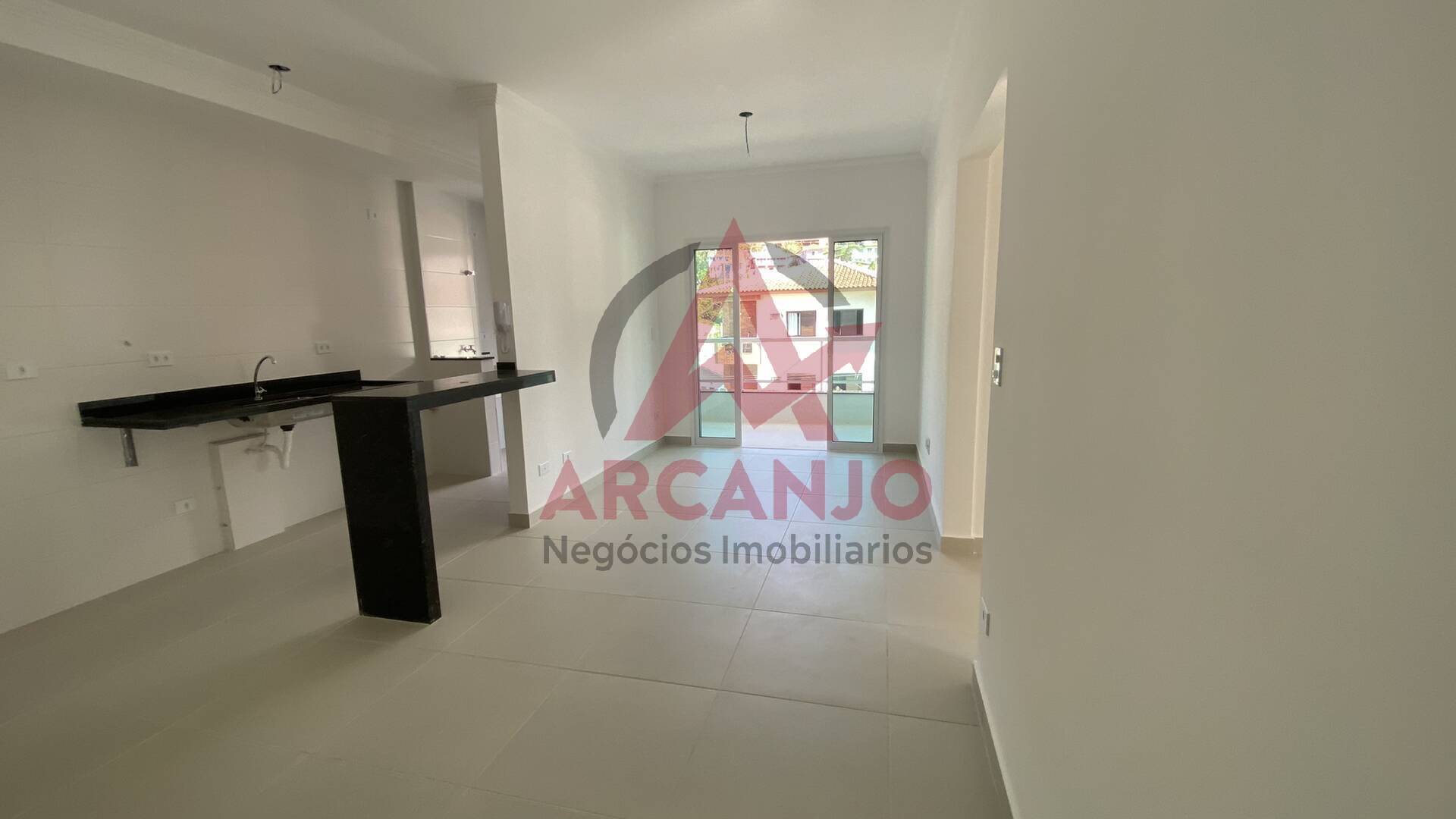 Apartamento à venda com 2 quartos, 67m² - Foto 2