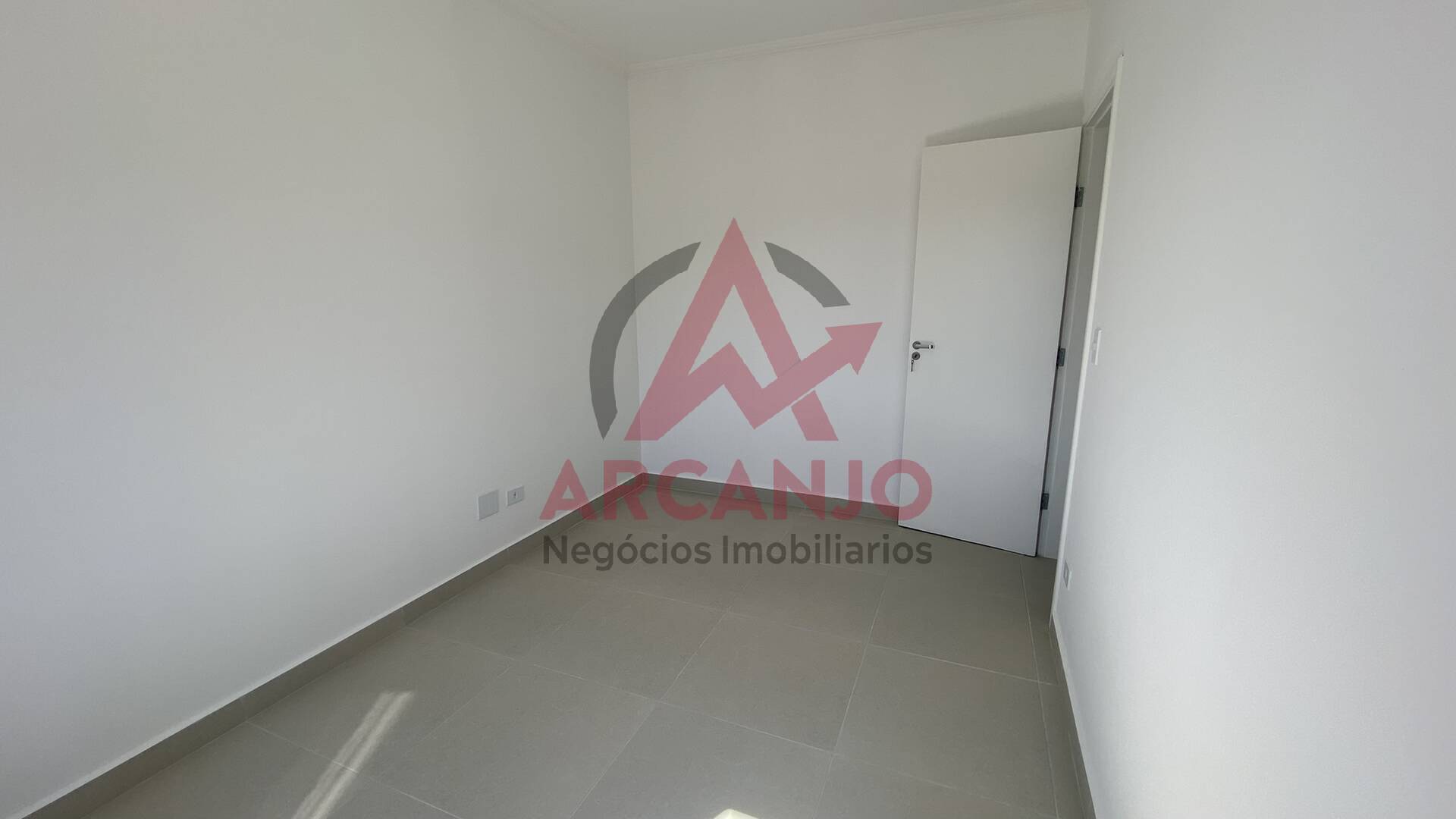 Apartamento à venda com 2 quartos, 67m² - Foto 20