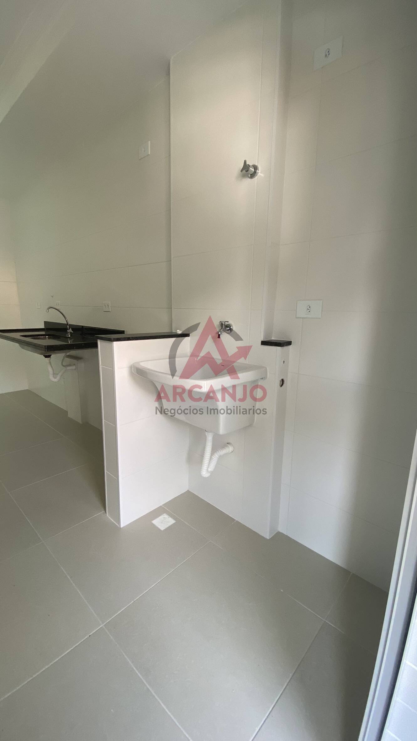 Apartamento à venda com 2 quartos, 67m² - Foto 30