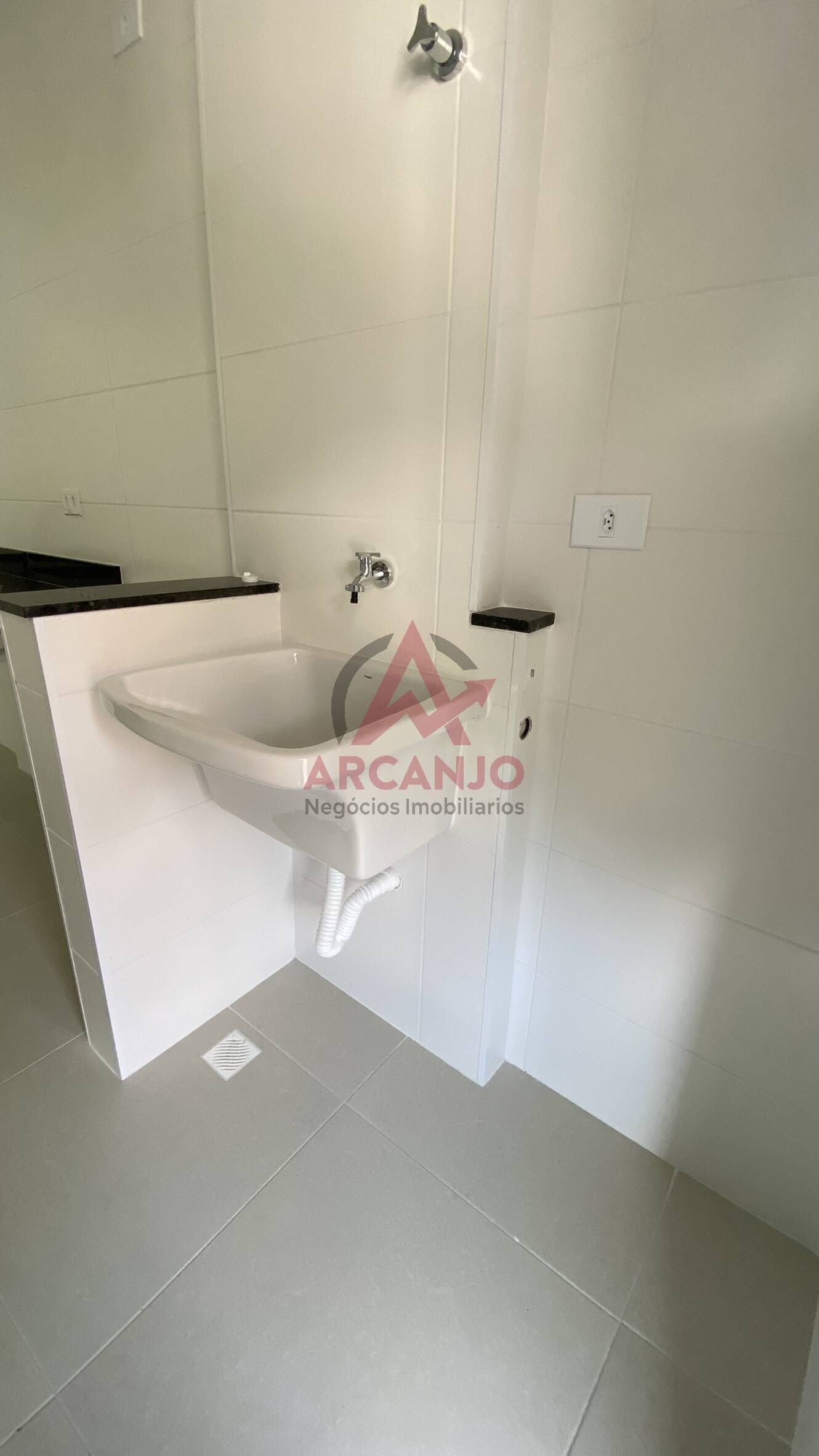 Apartamento à venda com 2 quartos, 67m² - Foto 31