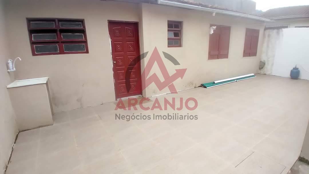 Casa à venda com 2 quartos, 130m² - Foto 4