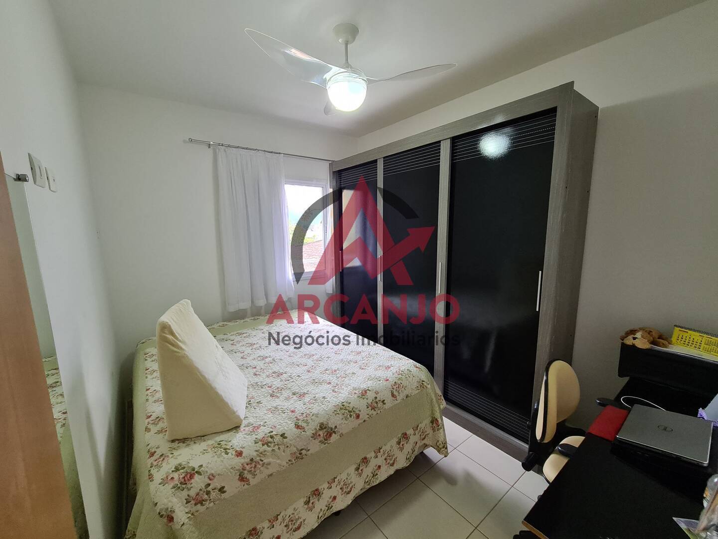 Apartamento à venda com 3 quartos, 96m² - Foto 9