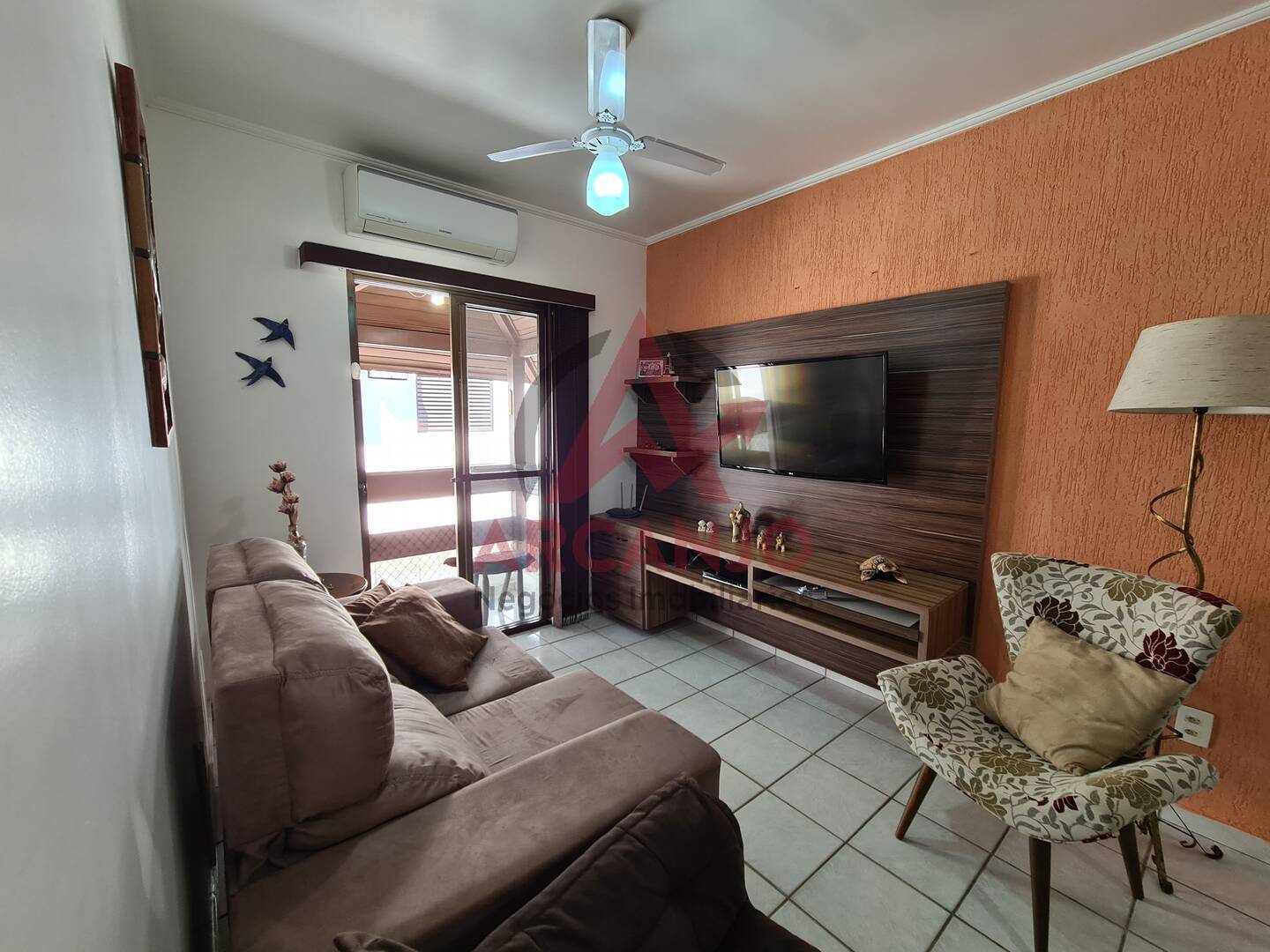 Apartamento à venda com 2 quartos, 65m² - Foto 3