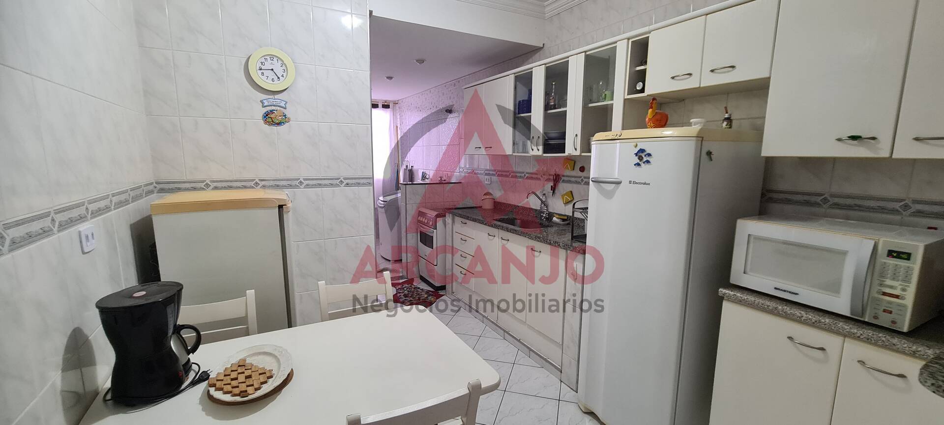 Apartamento à venda com 3 quartos, 90m² - Foto 5