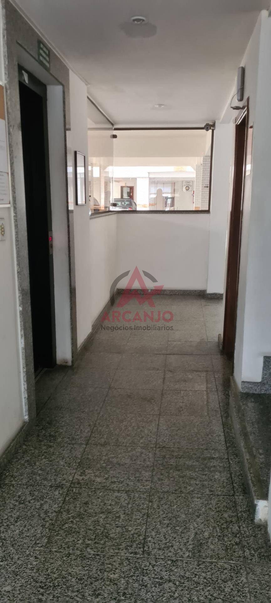 Apartamento à venda com 3 quartos, 90m² - Foto 13