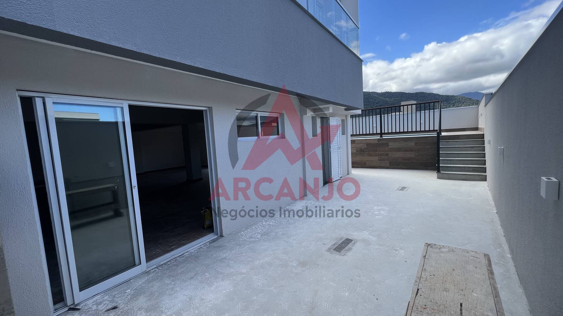 Apartamento à venda com 3 quartos, 105m² - Foto 32