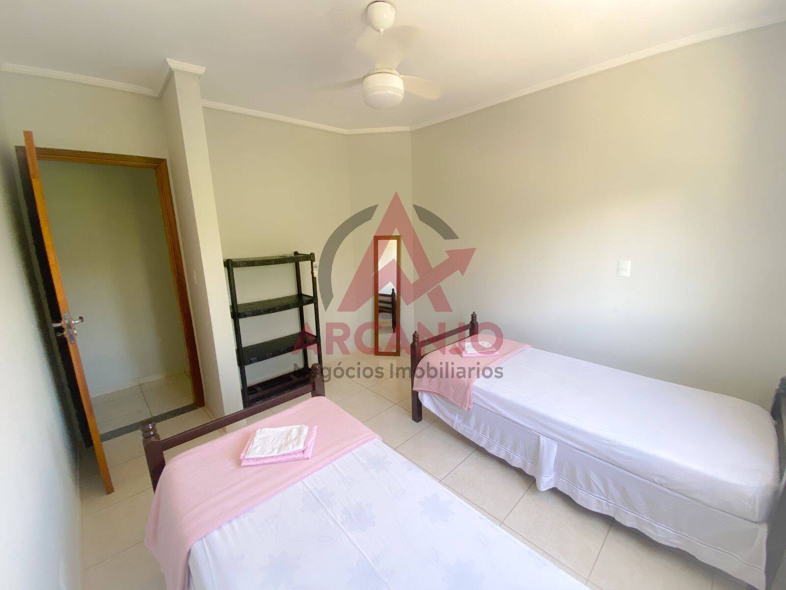 Apartamento à venda com 2 quartos, 75m² - Foto 18