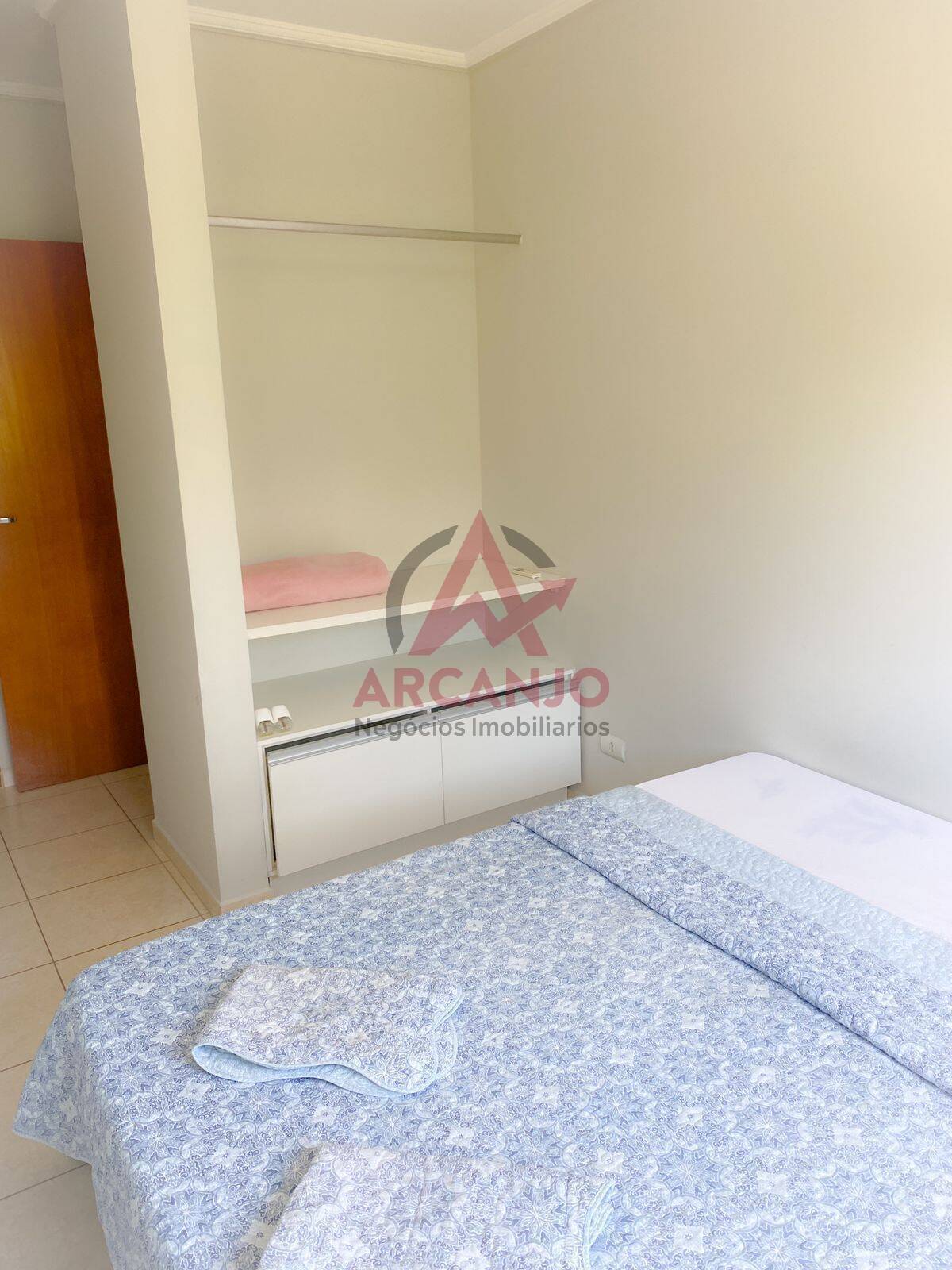 Apartamento à venda com 2 quartos, 75m² - Foto 22