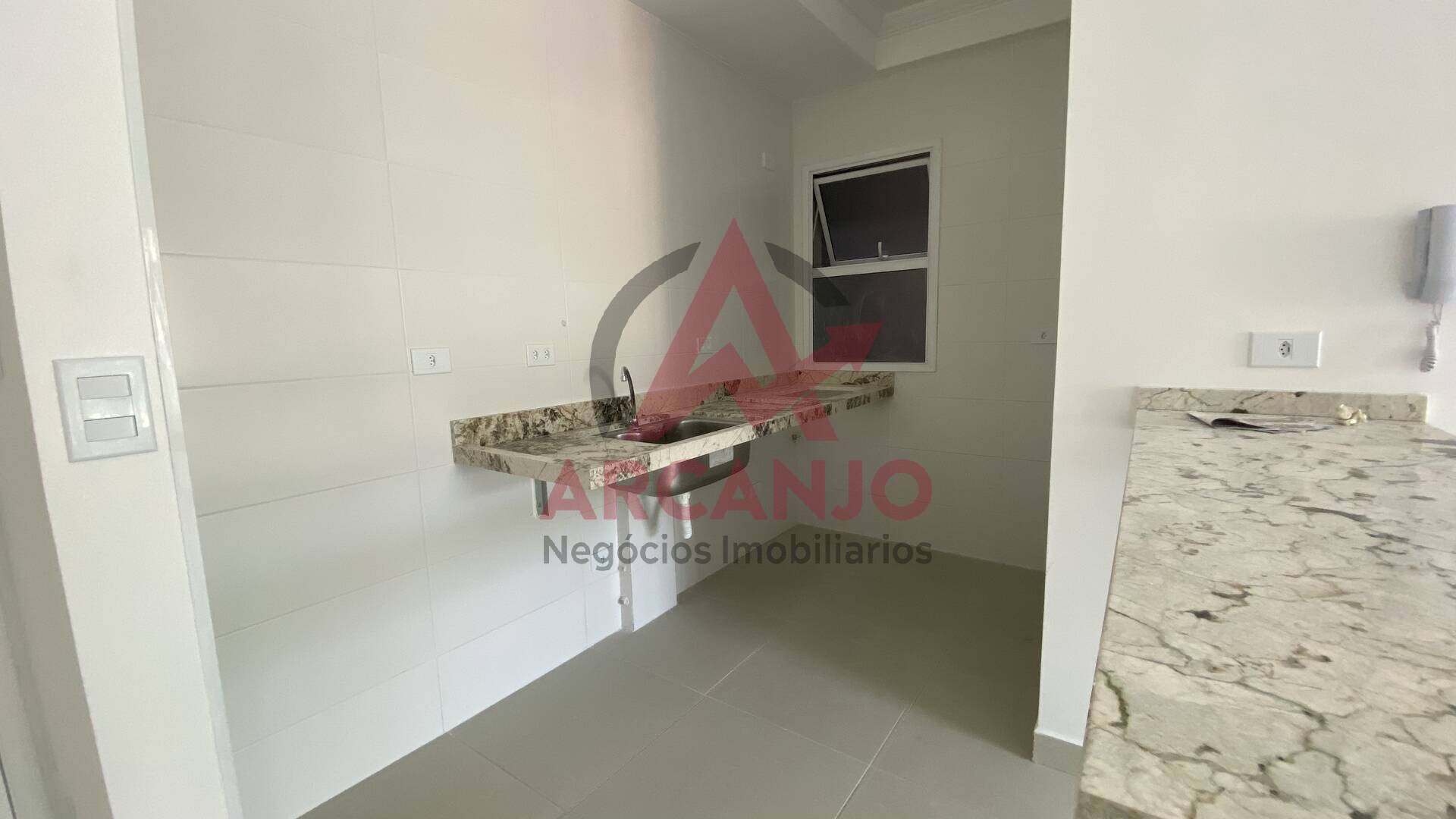 Apartamento à venda com 2 quartos, 60m² - Foto 13