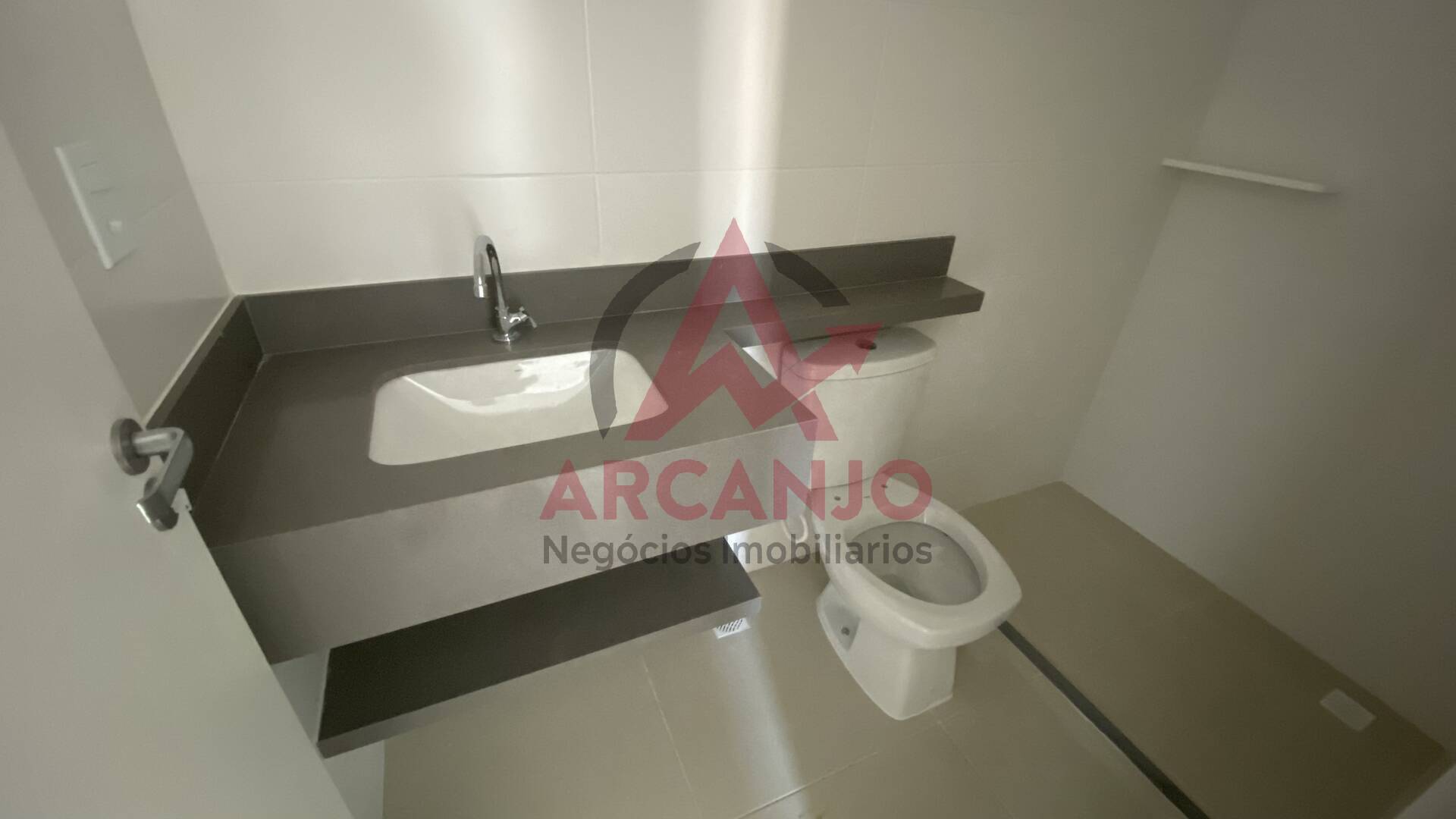 Apartamento à venda com 2 quartos, 60m² - Foto 17