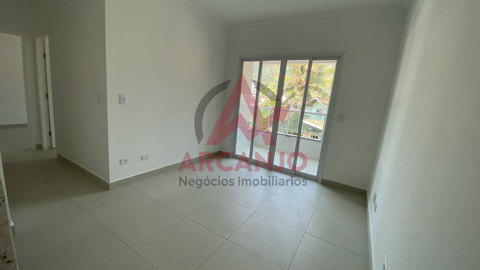 Apartamento à venda com 2 quartos, 60m² - Foto 4