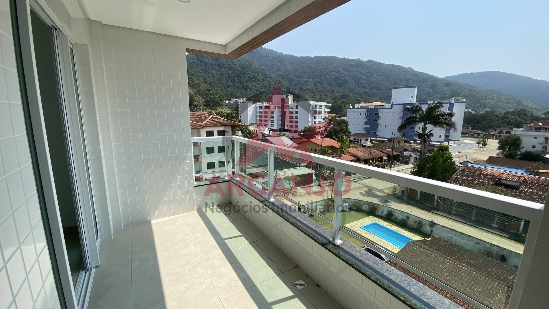 Apartamento à venda com 2 quartos, 67m² - Foto 12