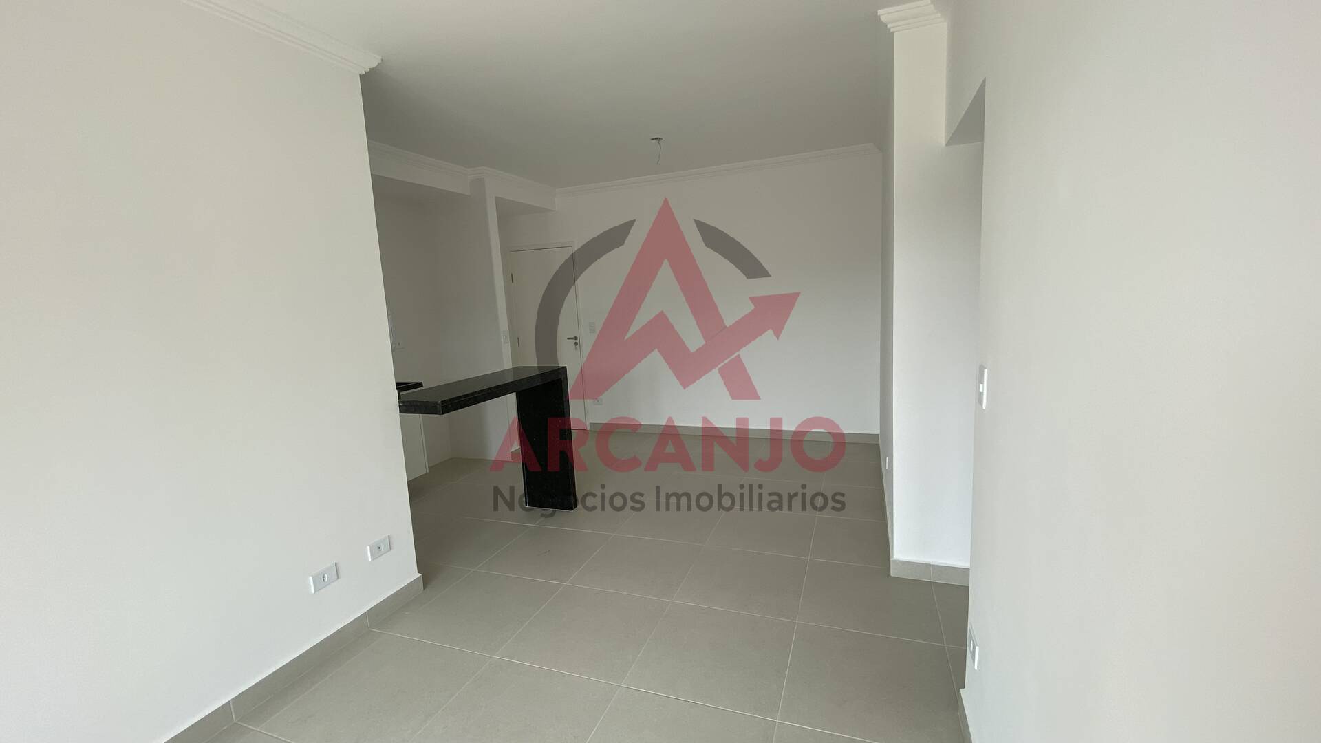 Apartamento à venda com 2 quartos, 67m² - Foto 3