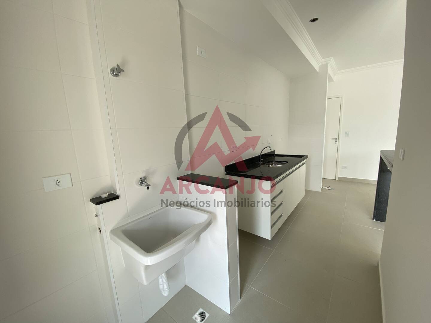 Apartamento à venda com 2 quartos, 67m² - Foto 10