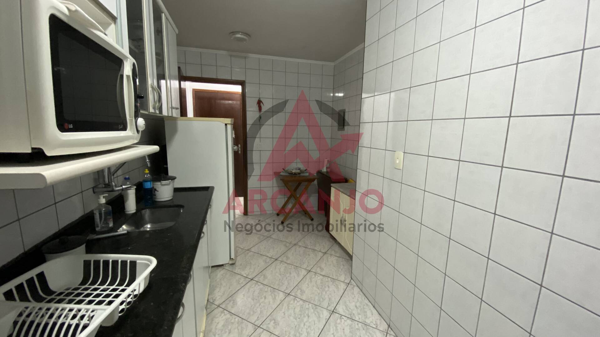 Apartamento à venda com 3 quartos, 110m² - Foto 7