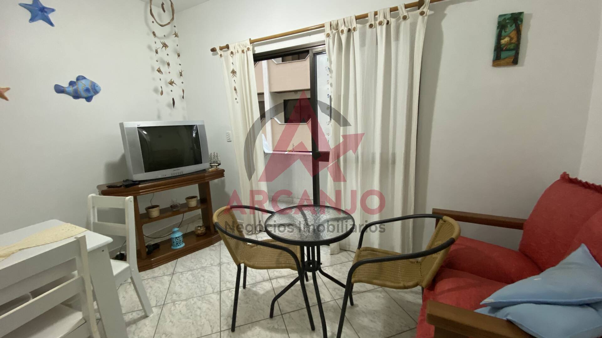 Apartamento à venda com 3 quartos, 110m² - Foto 2