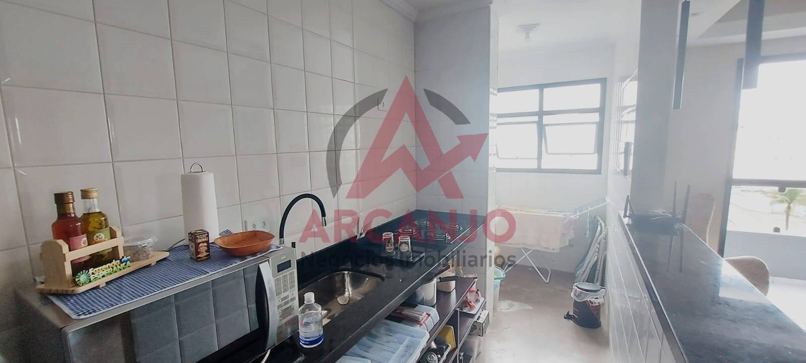 Apartamento à venda com 2 quartos, 139m² - Foto 3