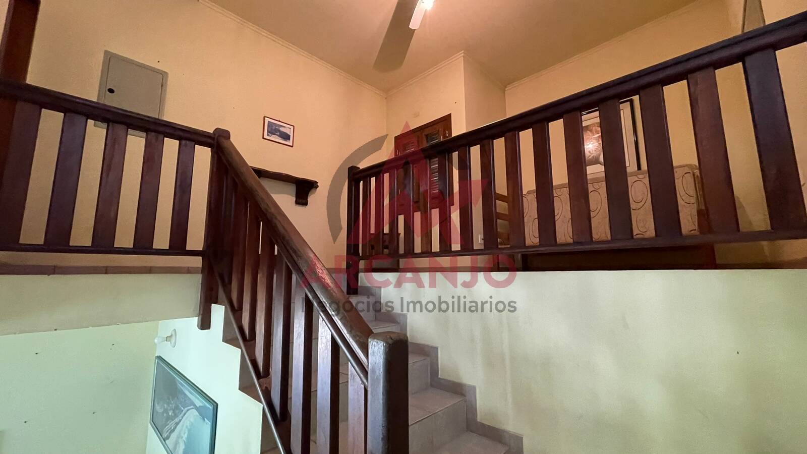 Casa à venda com 3 quartos, 280m² - Foto 9