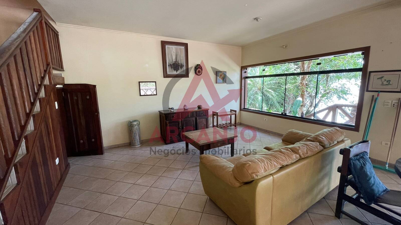 Casa à venda com 3 quartos, 280m² - Foto 5