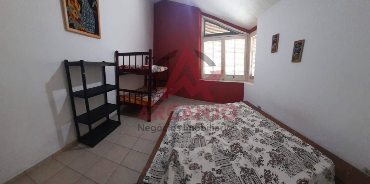 Casa à venda com 7 quartos, 450m² - Foto 11