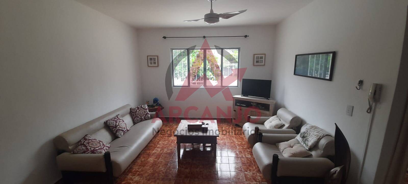 Apartamento à venda com 2 quartos, 90m² - Foto 1