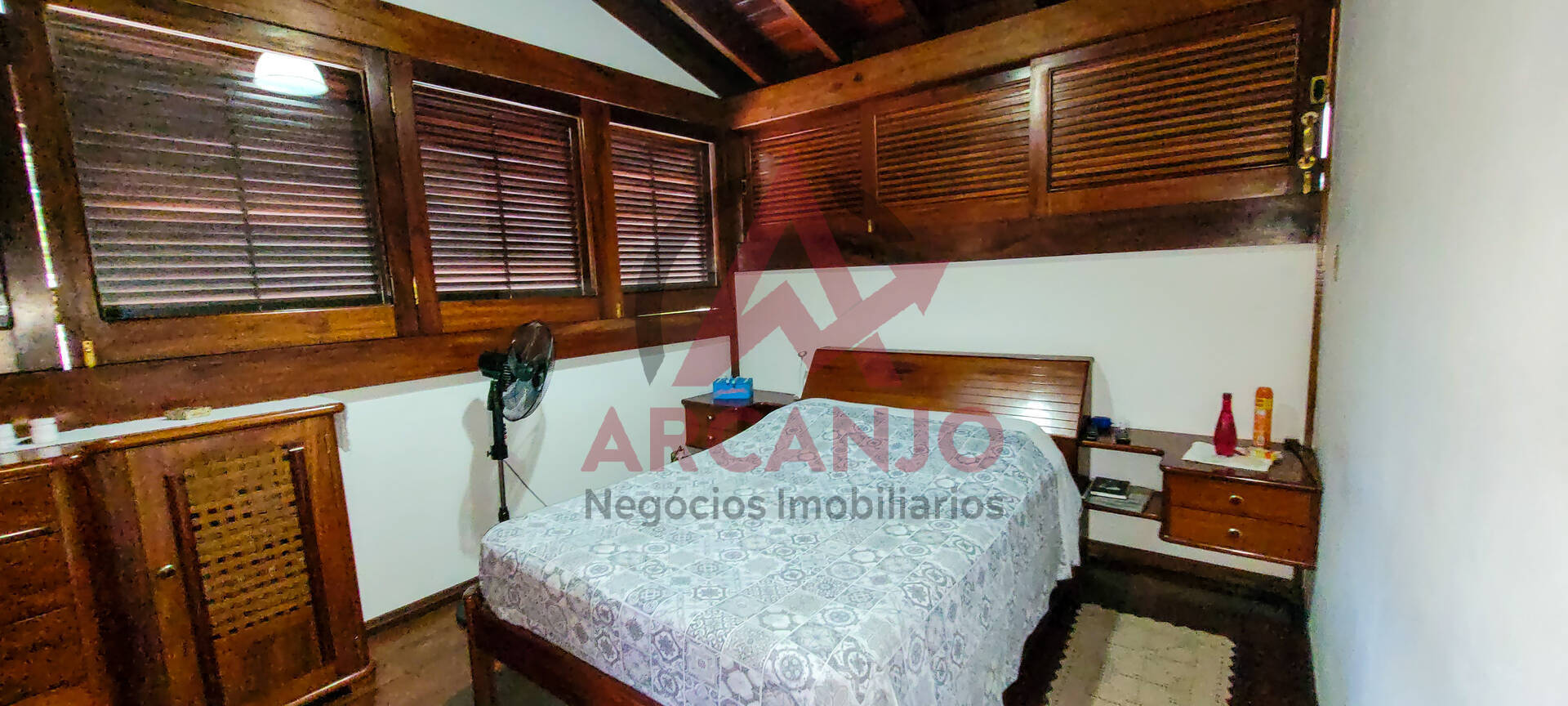 Casa à venda com 4 quartos, 150m² - Foto 16