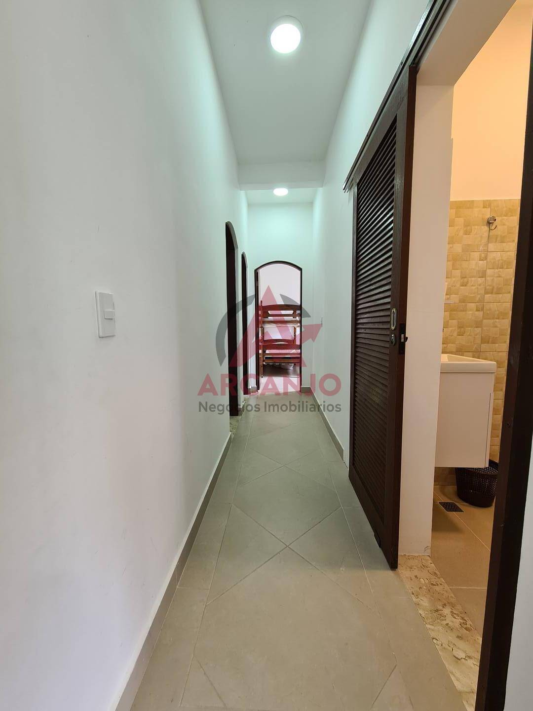 Casa à venda com 3 quartos, 97m² - Foto 16