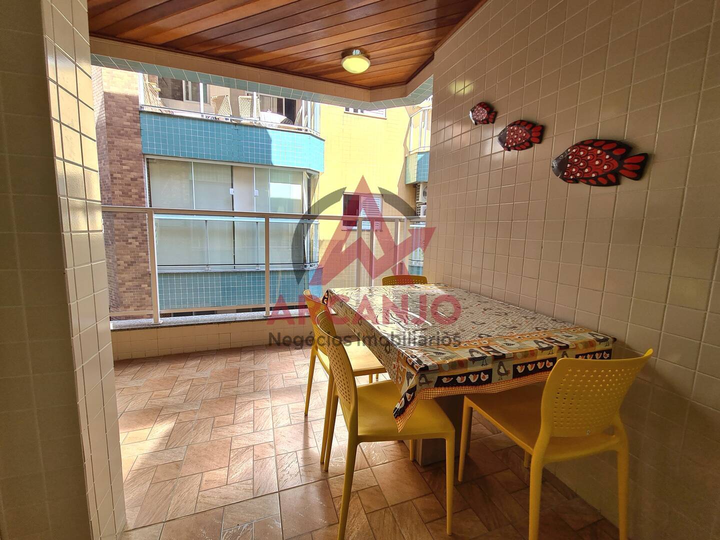 Apartamento à venda com 2 quartos, 70m² - Foto 13