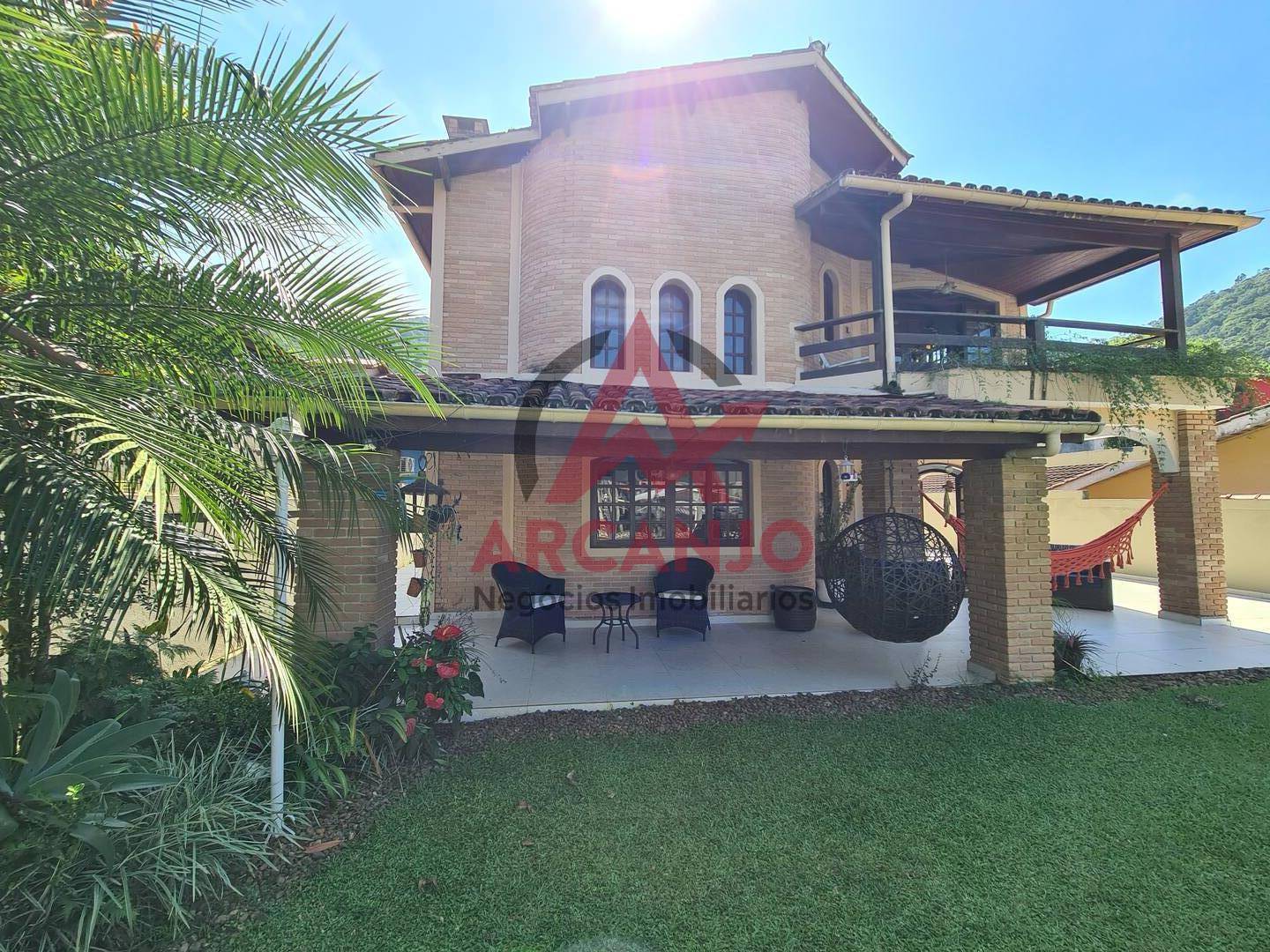 Casa à venda com 7 quartos, 375m² - Foto 3