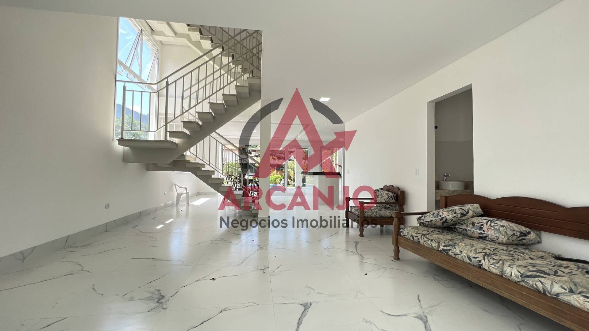 Casa à venda com 4 quartos, 360m² - Foto 10