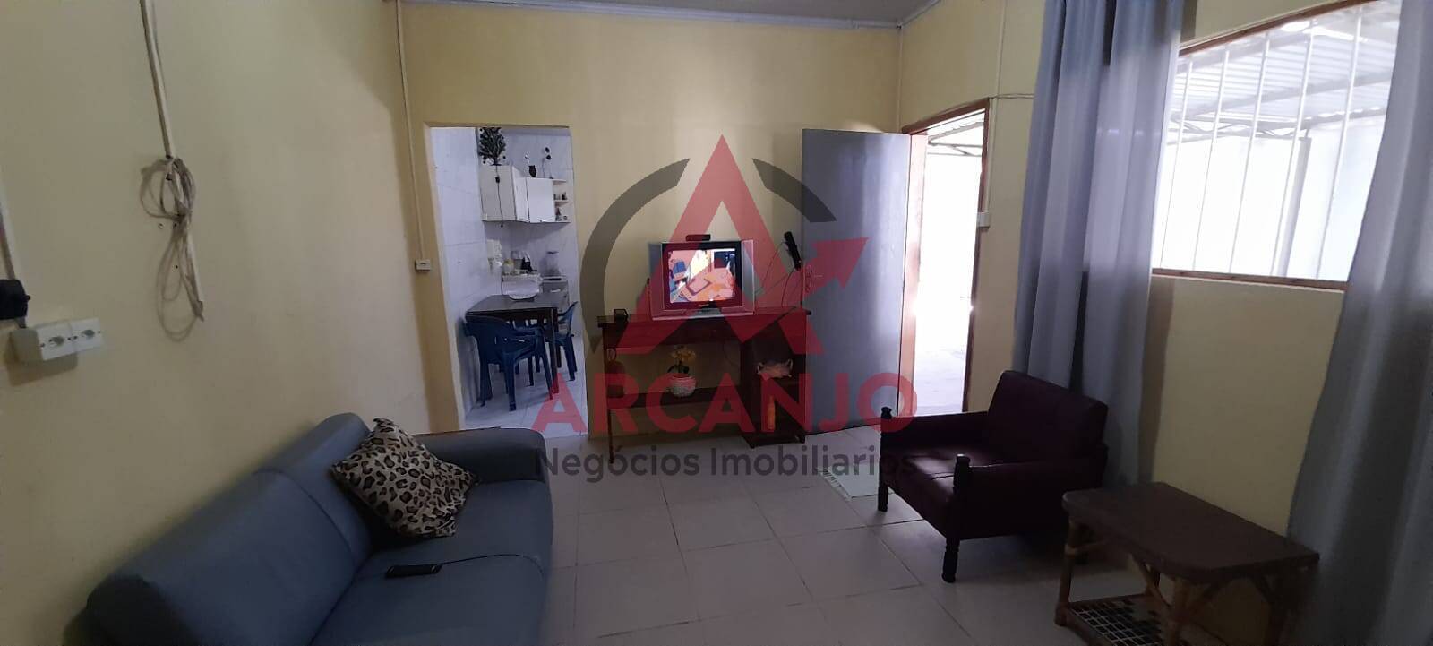 Casa à venda com 4 quartos, 250m² - Foto 15