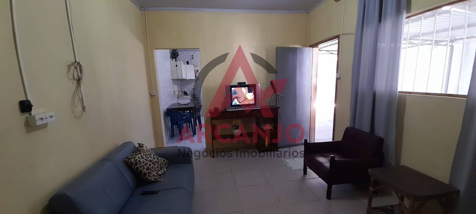 Casa à venda com 4 quartos, 250m² - Foto 16