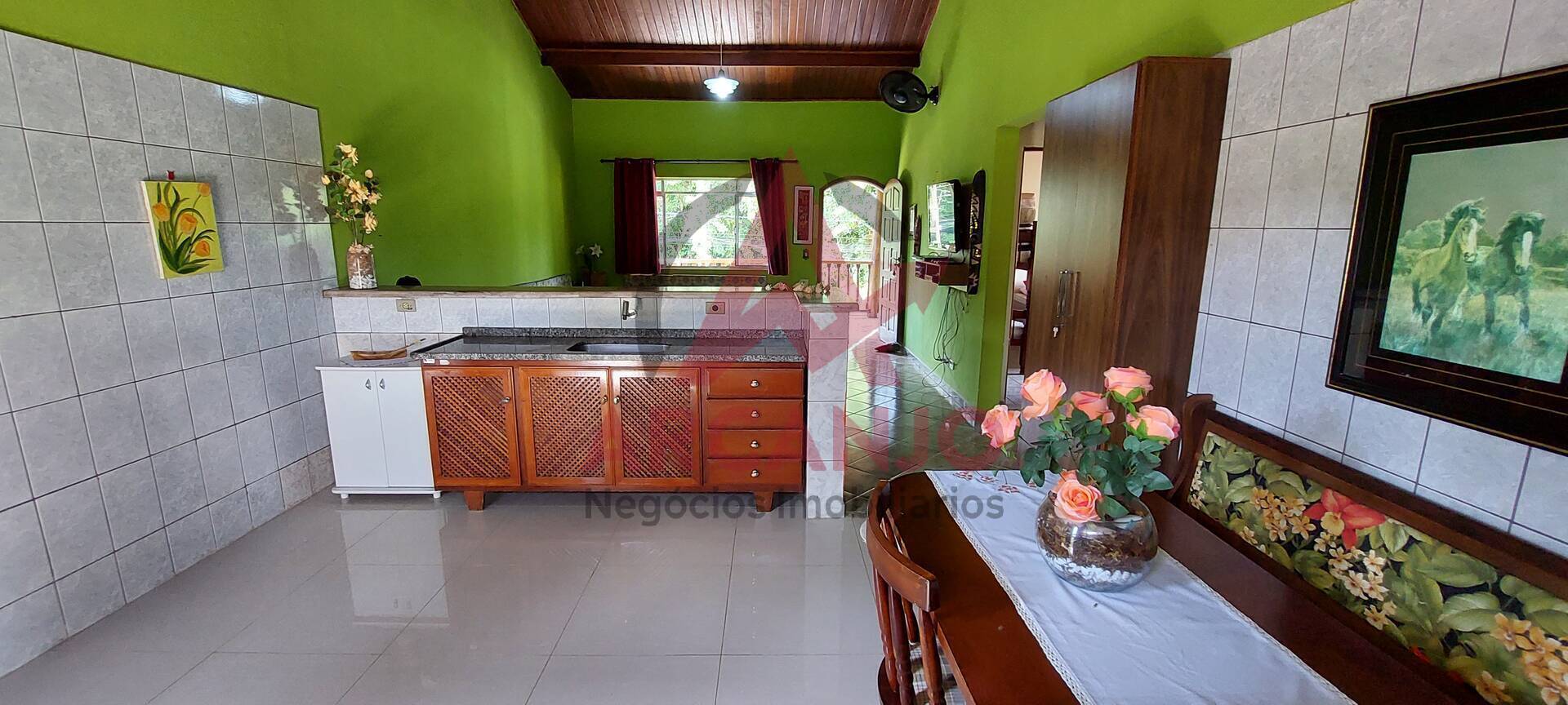 Casa à venda com 2 quartos, 250m² - Foto 17