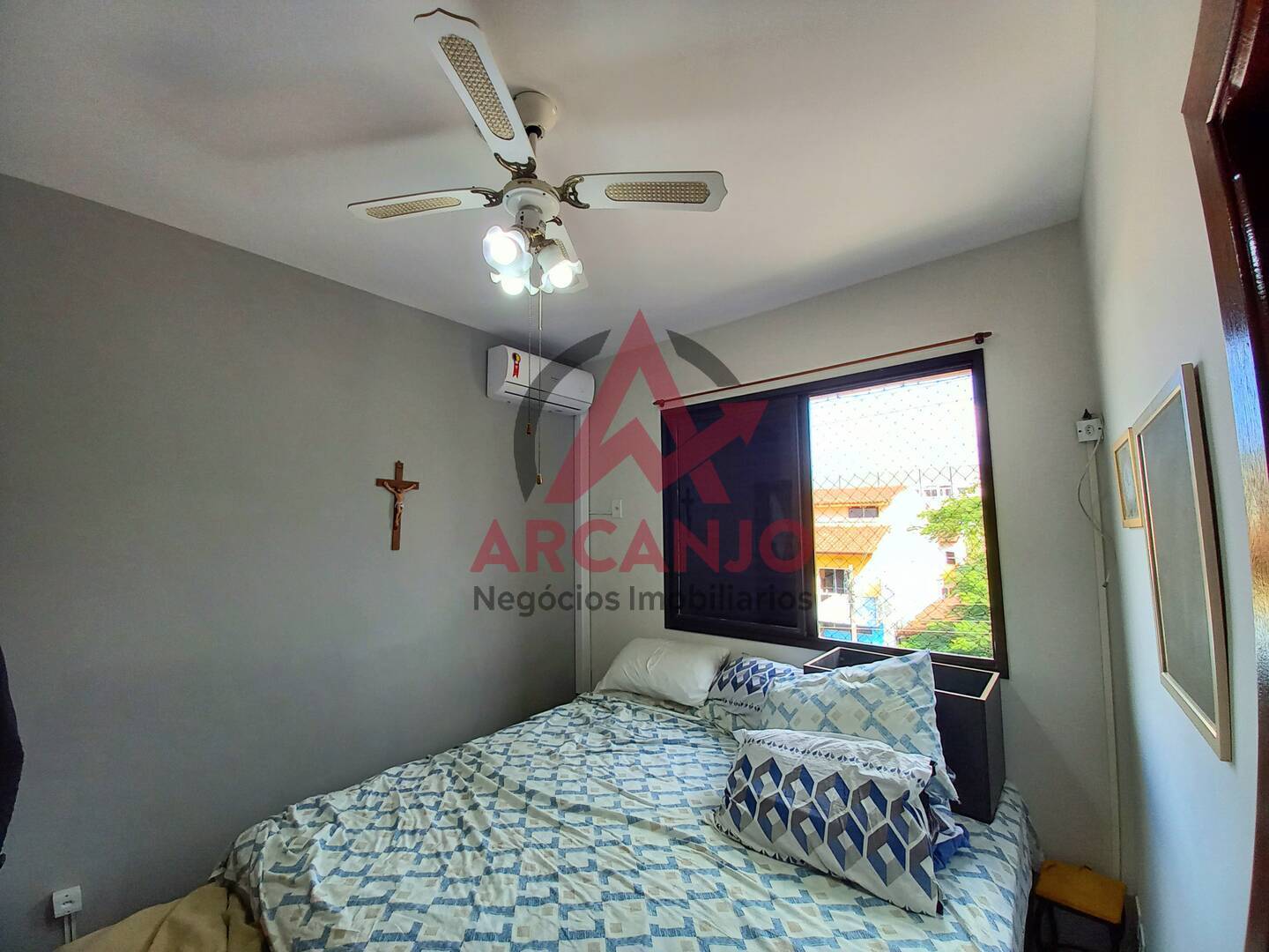 Apartamento à venda com 2 quartos, 66m² - Foto 14