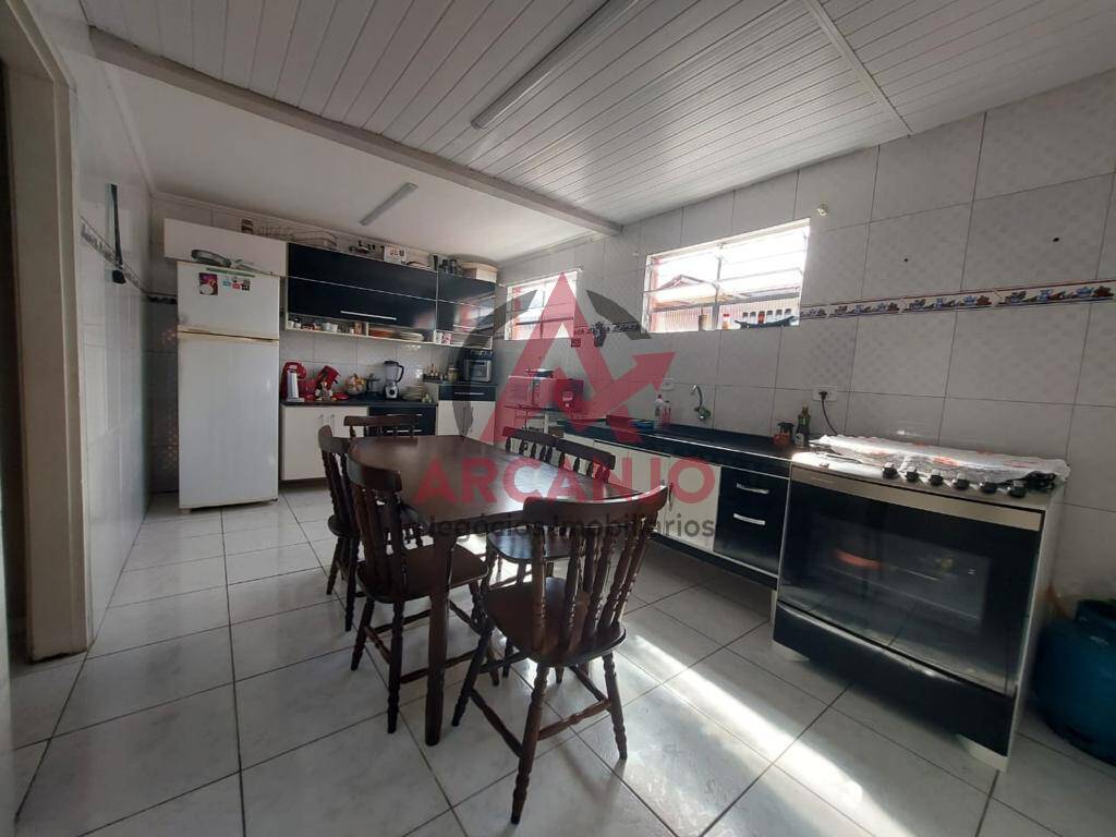 Casa à venda com 3 quartos, 154m² - Foto 5